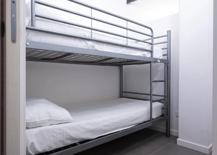 Casa Mirea Di Teti Con Piscina A Macari